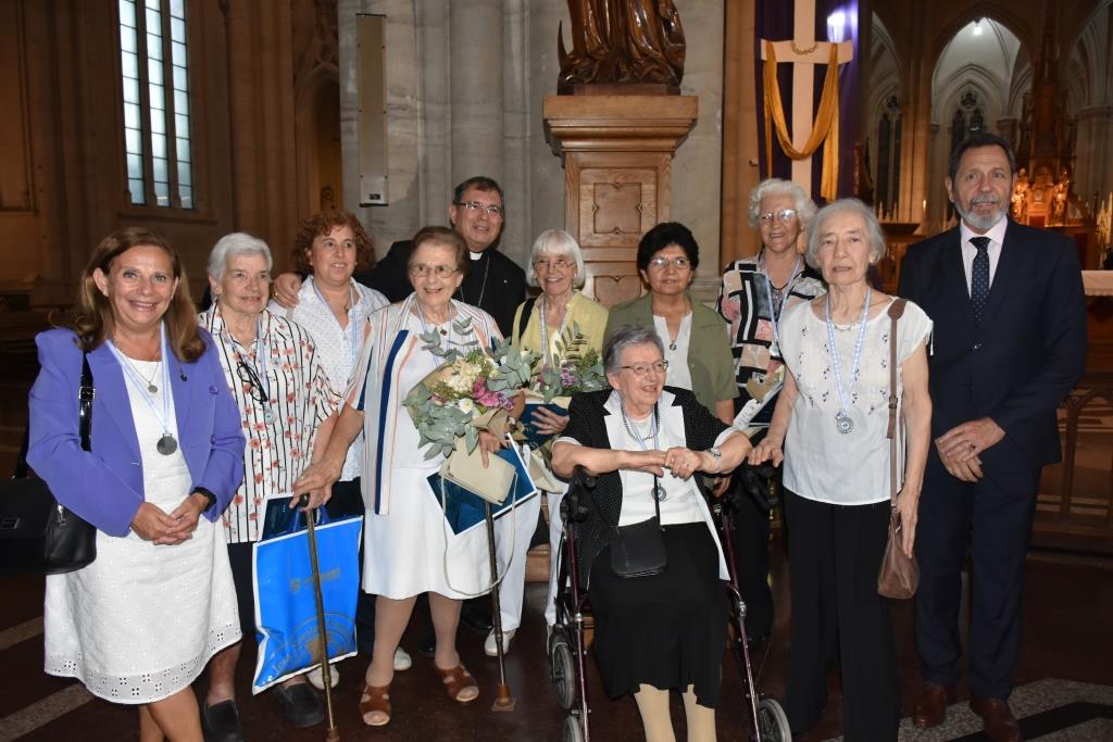 Junto a Monseñor Mestre celebramos la misa por el 60 aniversario de la UCALP