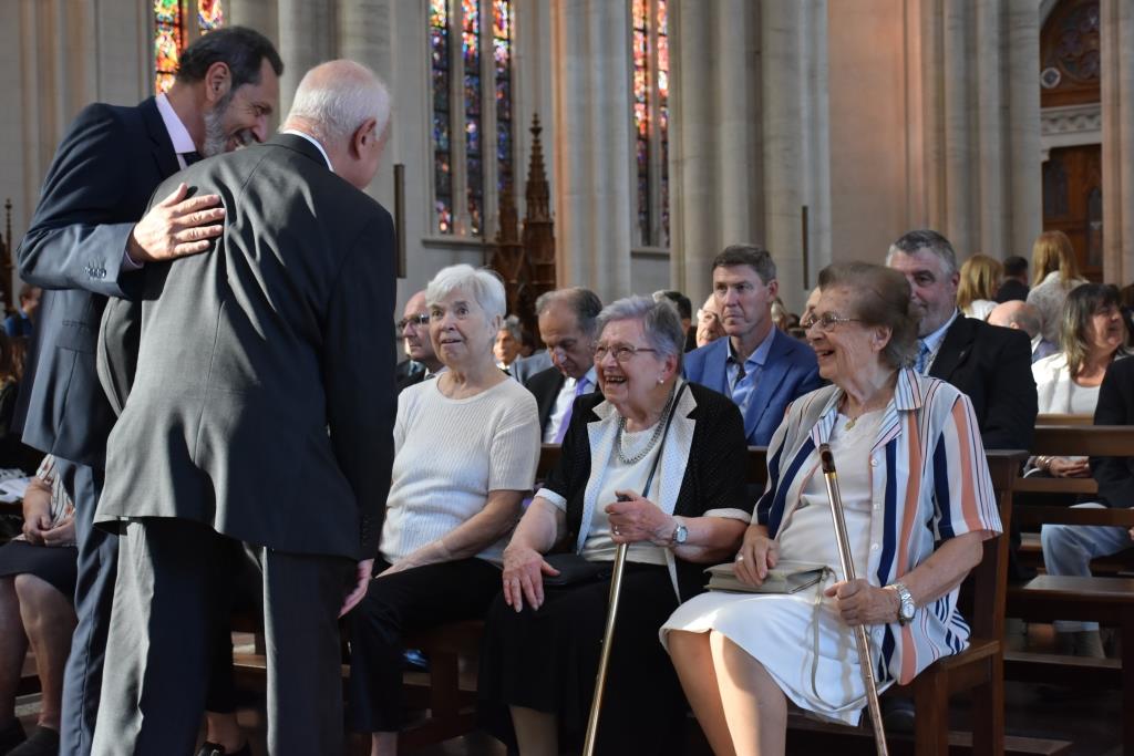 Junto a Monseñor Mestre celebramos la misa por el 60 aniversario de la UCALP