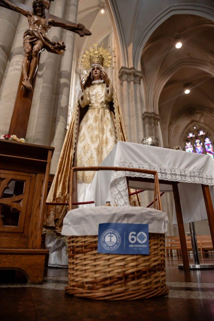 Misa en el marco de los 60 años con la participación de los colegios UCALP