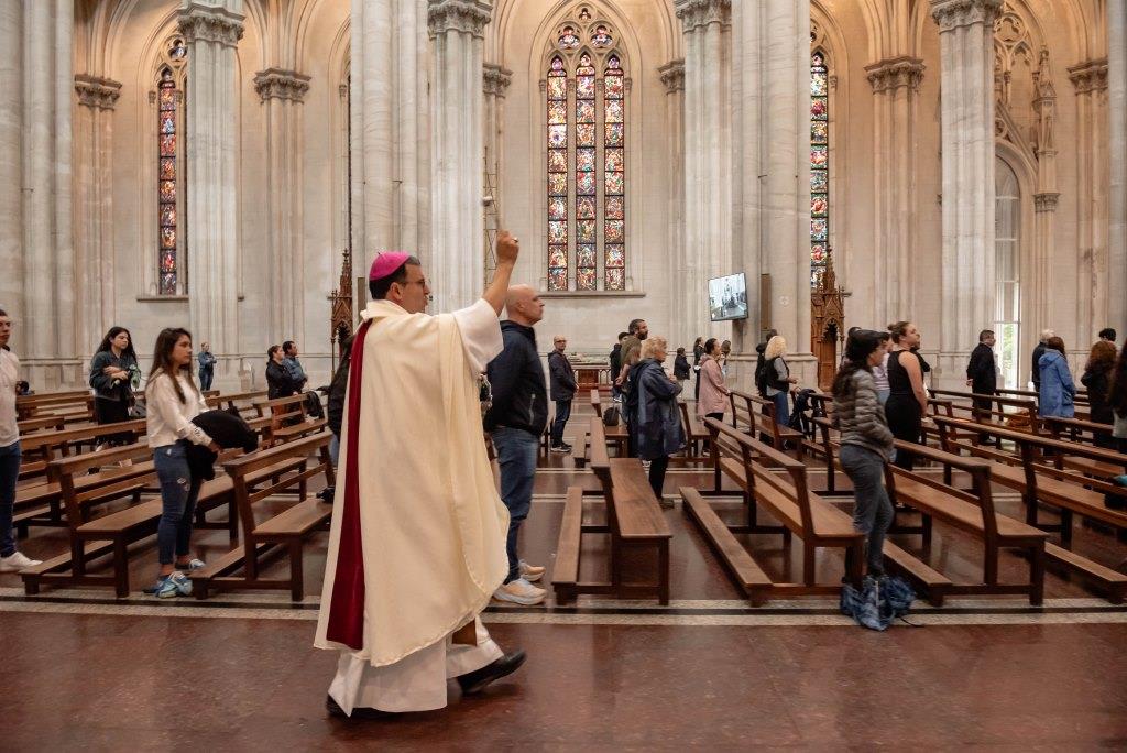 Misa en el marco de los 60 años con la participación de los colegios UCALP