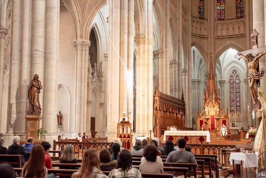 Misa en el marco de los 60 años con la participación de los colegios UCALP