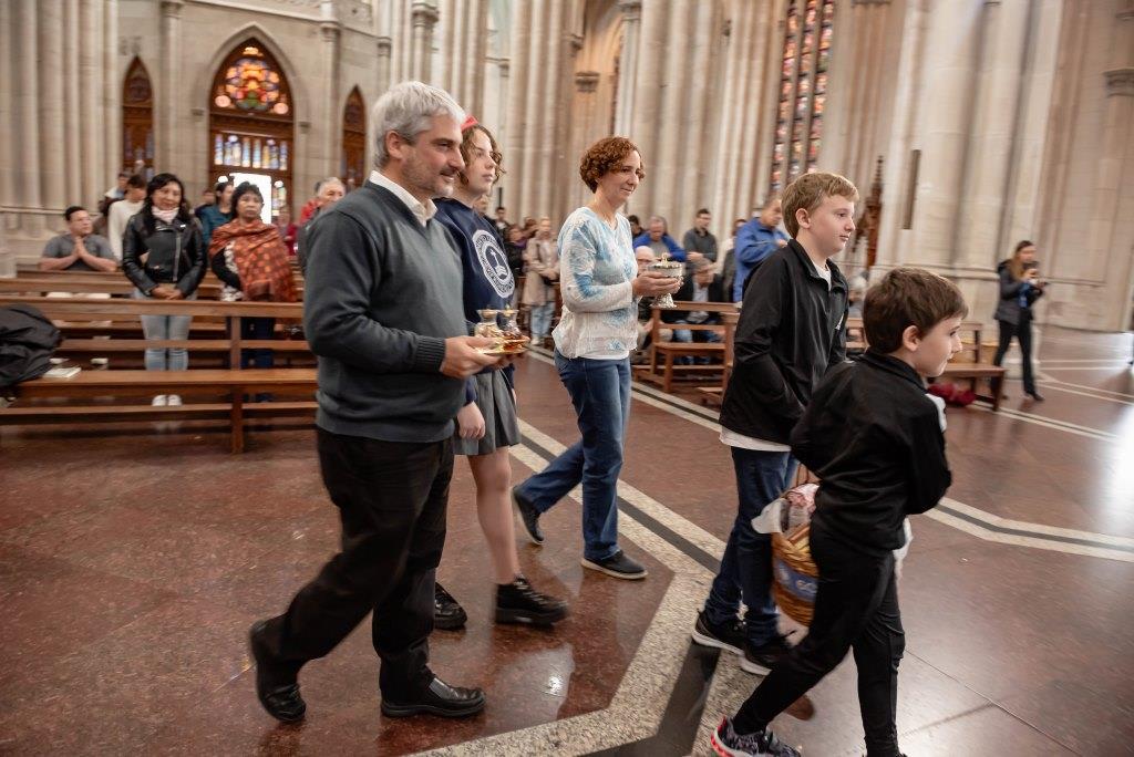 Misa en el marco de los 60 años con la participación de los colegios UCALP