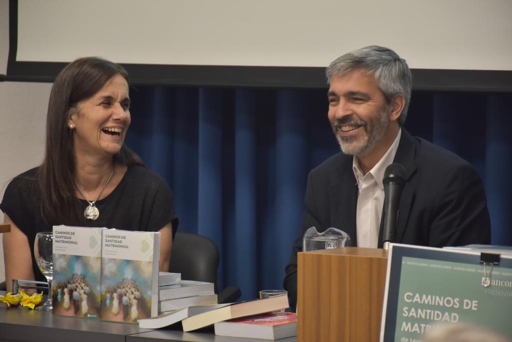 Se presentó el libro ´Caminos de santidad matrimonial´