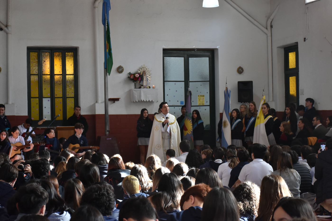 Acto en homenaje a los 40 años del colegio San Miguel Garicoïts