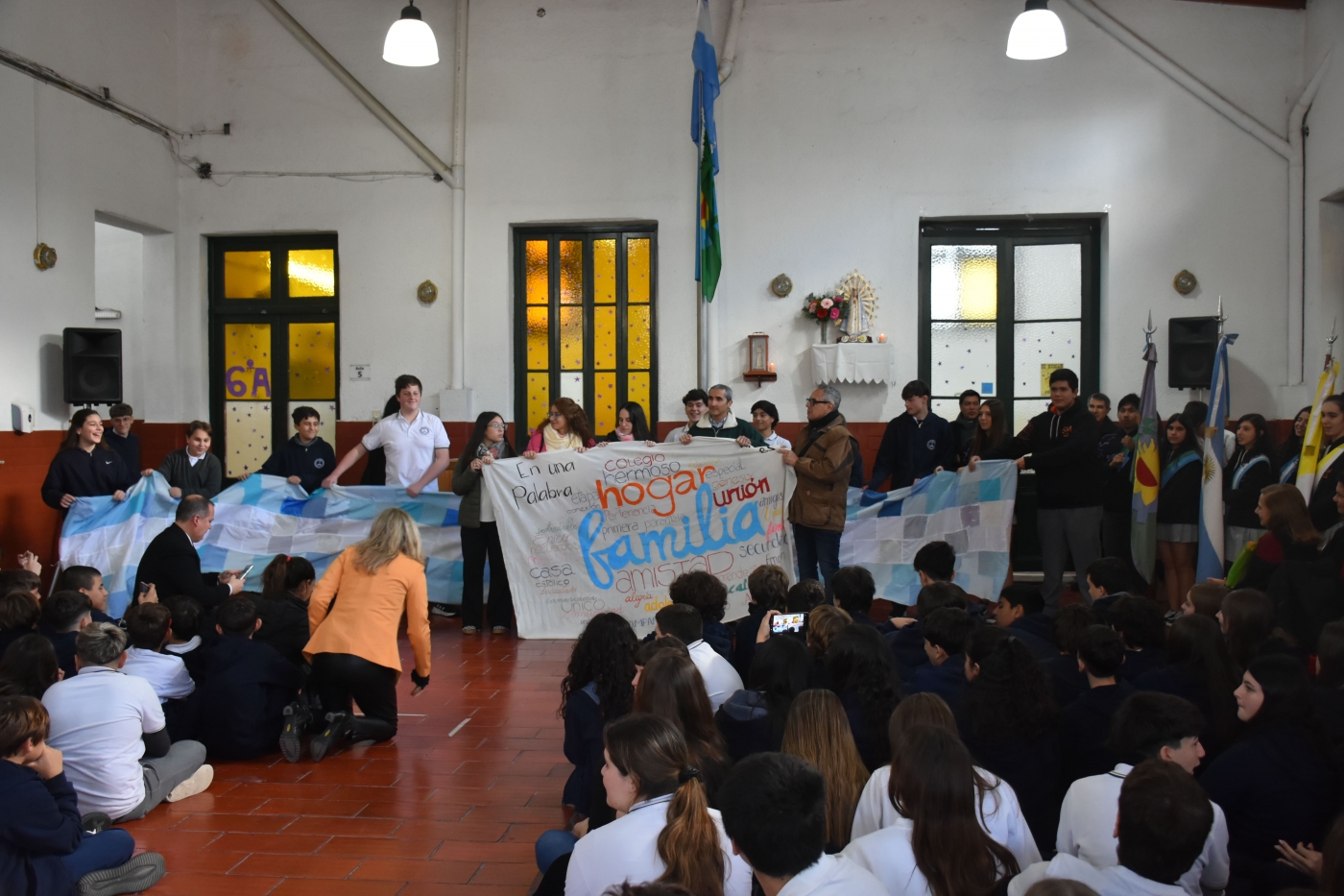 Acto en homenaje a los 40 años del colegio San Miguel Garicoïts