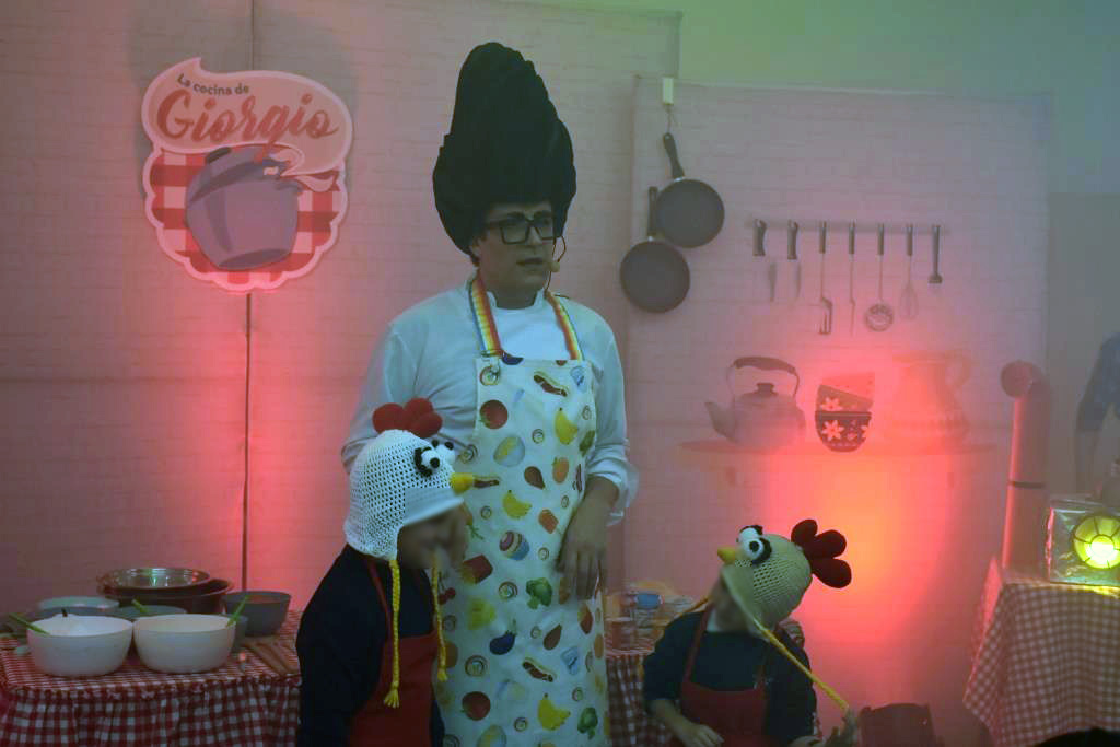 Colegio Estrada teatro y cocina para una alimentación saludable