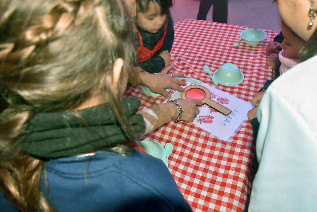 Colegio Estrada teatro y cocina para una alimentación saludable