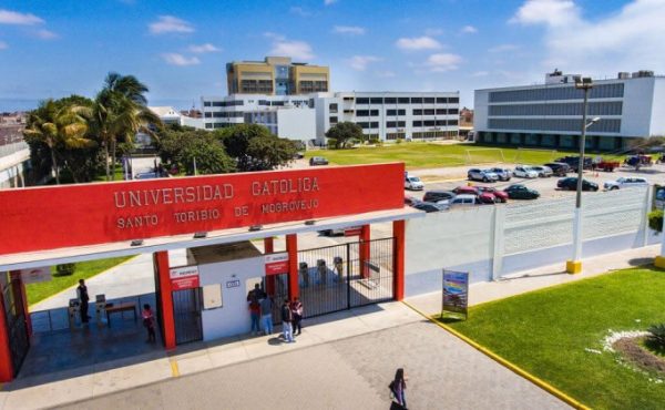 Convenio entre la UCALP y la Universidad Católica Santo Toribio de Mogrovejo