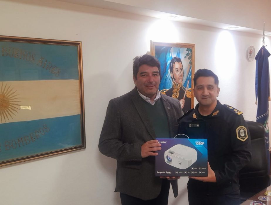 Donación a los bomberos bonaerenses