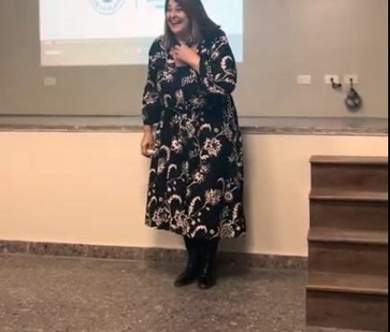 La Facultad de Ciencias Económicas y Sociales distinguió a una docente