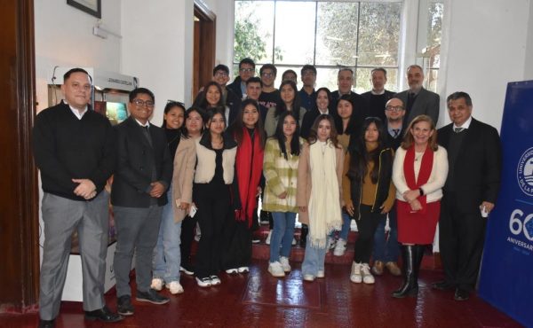 UCALP recibe a estudiantes de Perú en un innovador programa académico