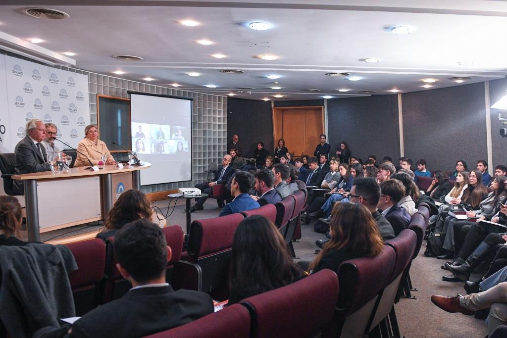 El trabajo del Observatorio llegó al Senado de la Nación 