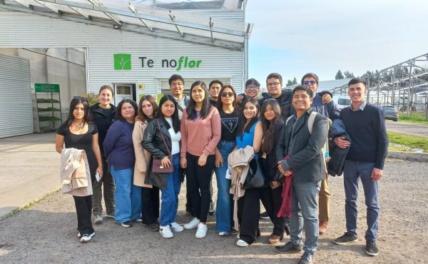 Productos made in La Plata, alumnos peruanos en Tecnoflor