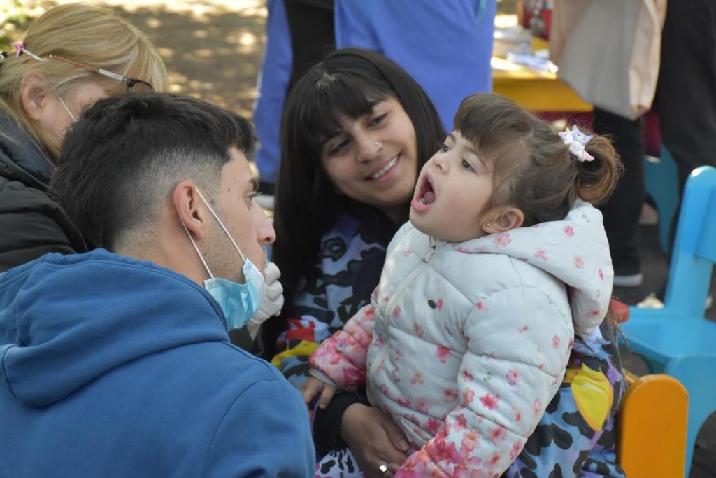 Representantes de universidades del mundo en una visita especial a la UCALP (29)