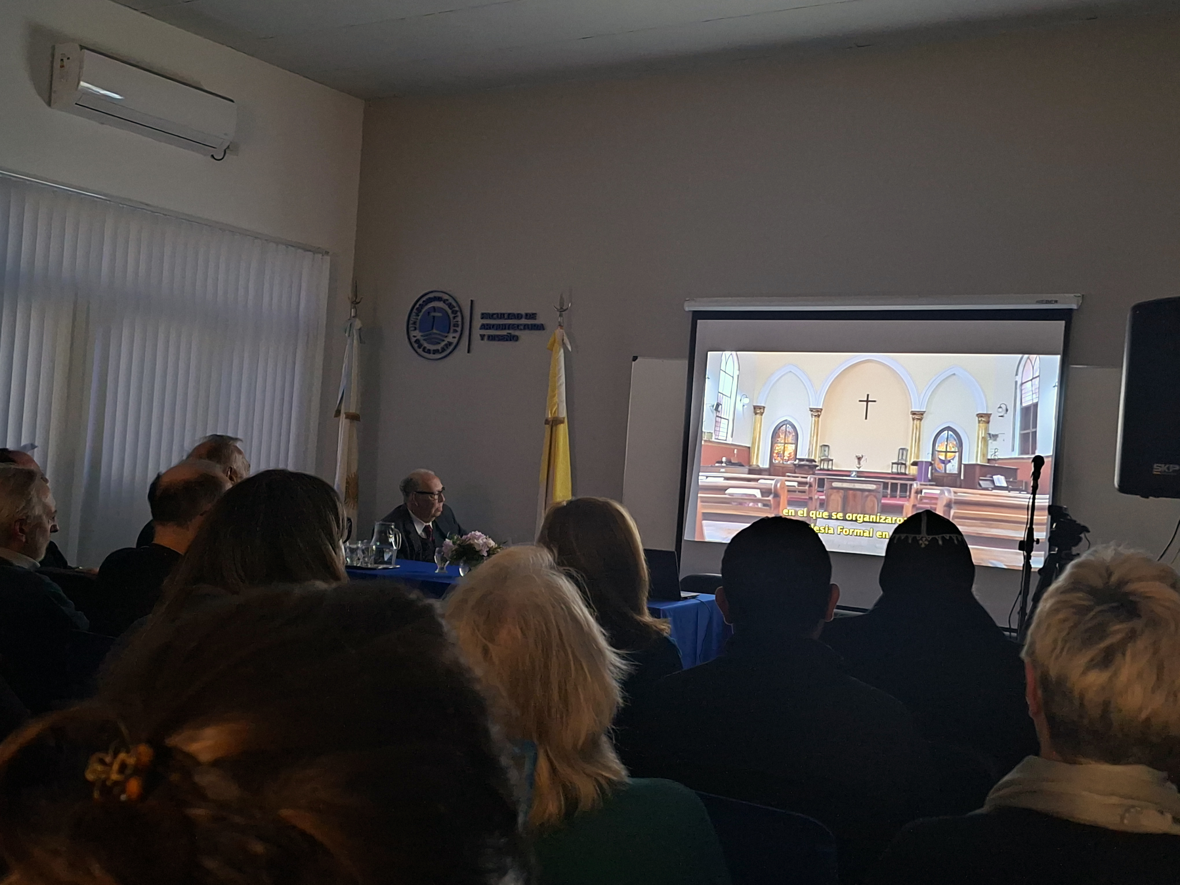 El Arte y Arquitectura Religiosa convocó a expertos de distintos cultos en la UCALP (2)