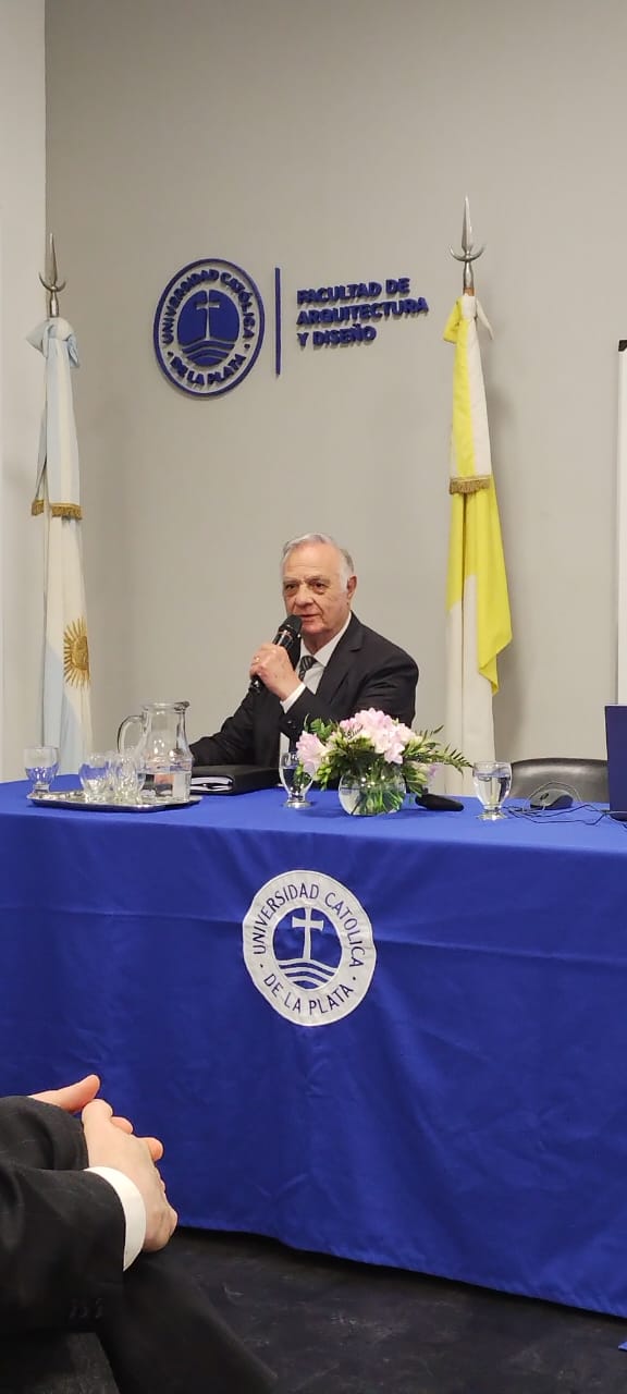 El Arte y Arquitectura Religiosa convocó a expertos de distintos cultos en la UCALP 