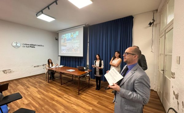 Alumnos contaron su experiencia en el Consultorio Jurídico del Centro Santa Clara