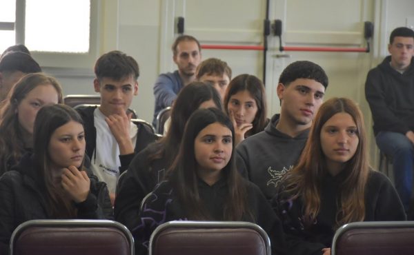 Orientación vocacional: concurrida jornada para definir la carrera