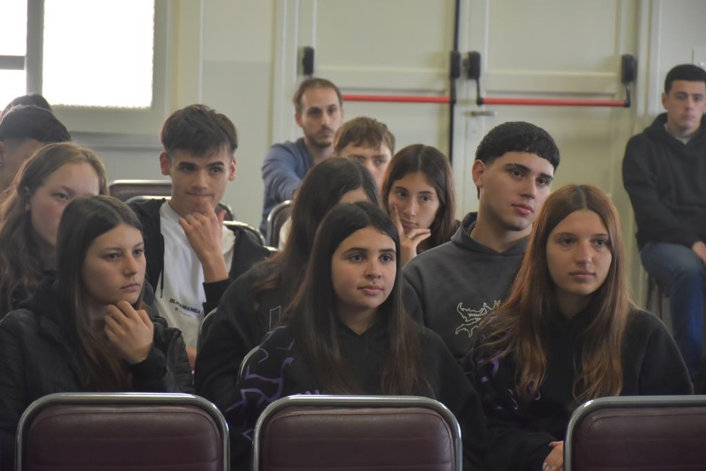 Orientación vocacional: concurrida jornada para definir la carrera