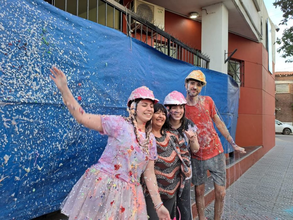 Cada vez más egresados/as se suman a las recibidas sustentables y solidarias