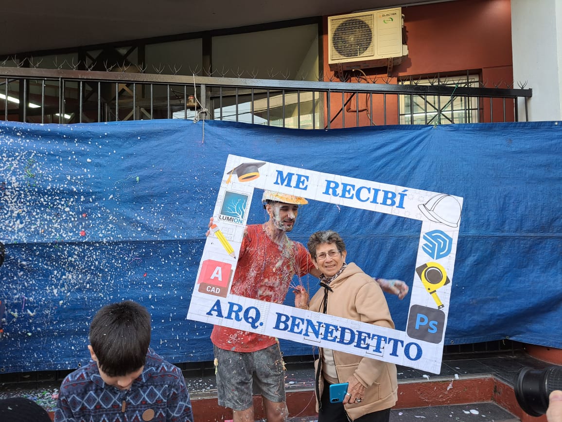 Cada vez más egresados/as se suman a las recibidas sustentables y solidarias