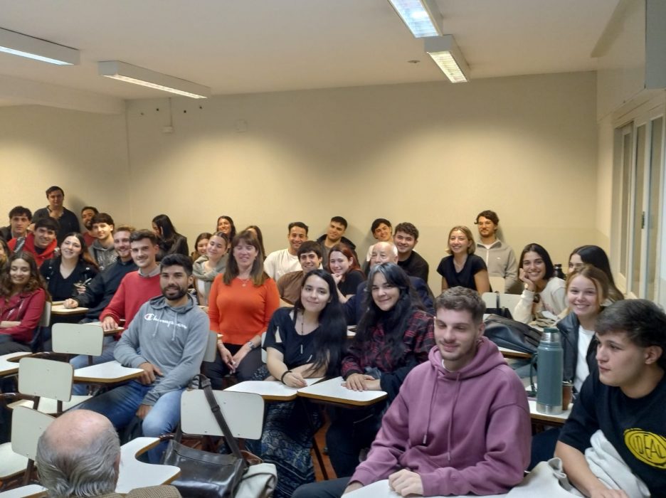 Concurrido conversatorio sobre la vida de Enrique Shaw