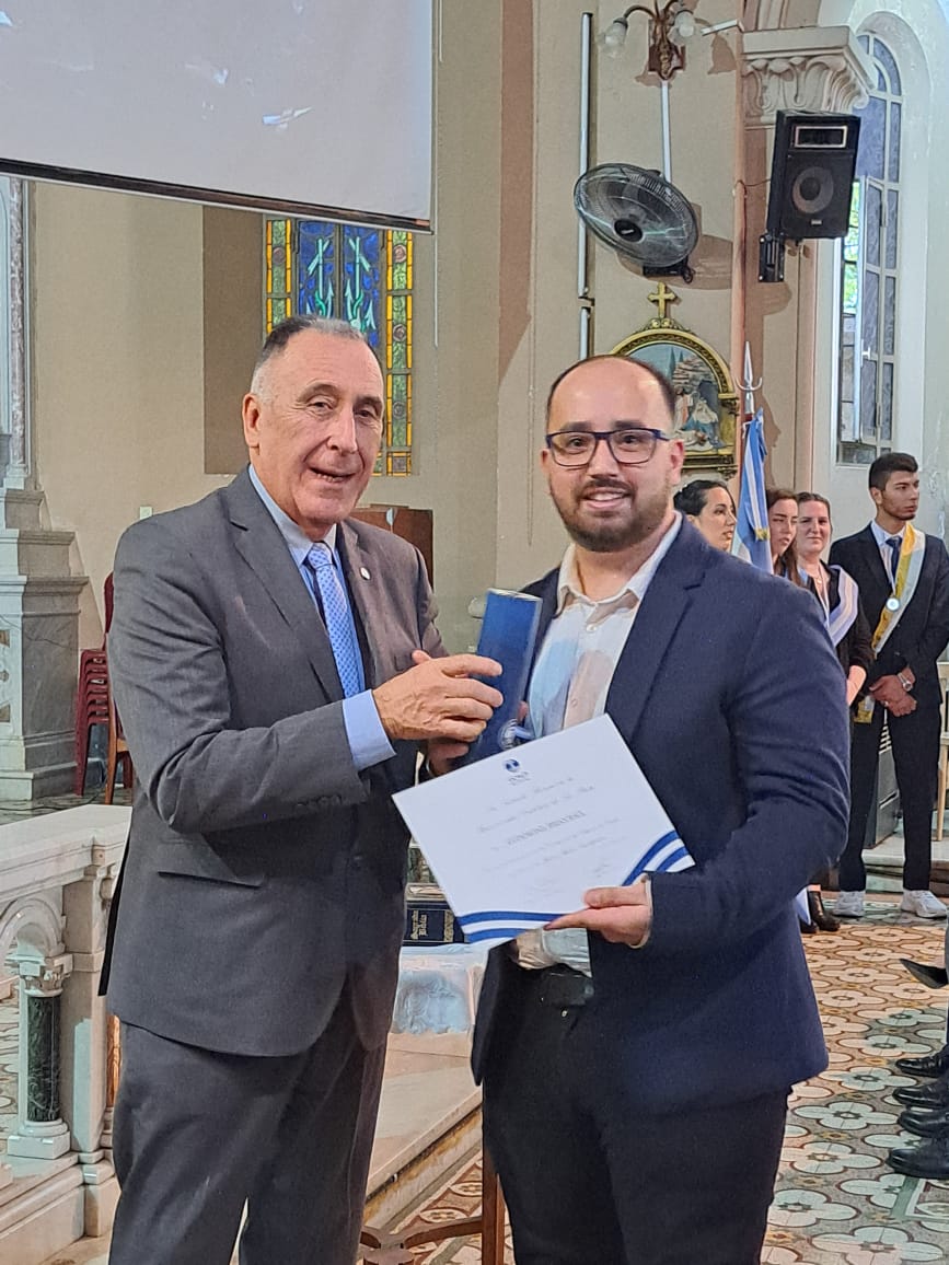 Aquí están, estos son...todos los egresados/as de la sede Bernal