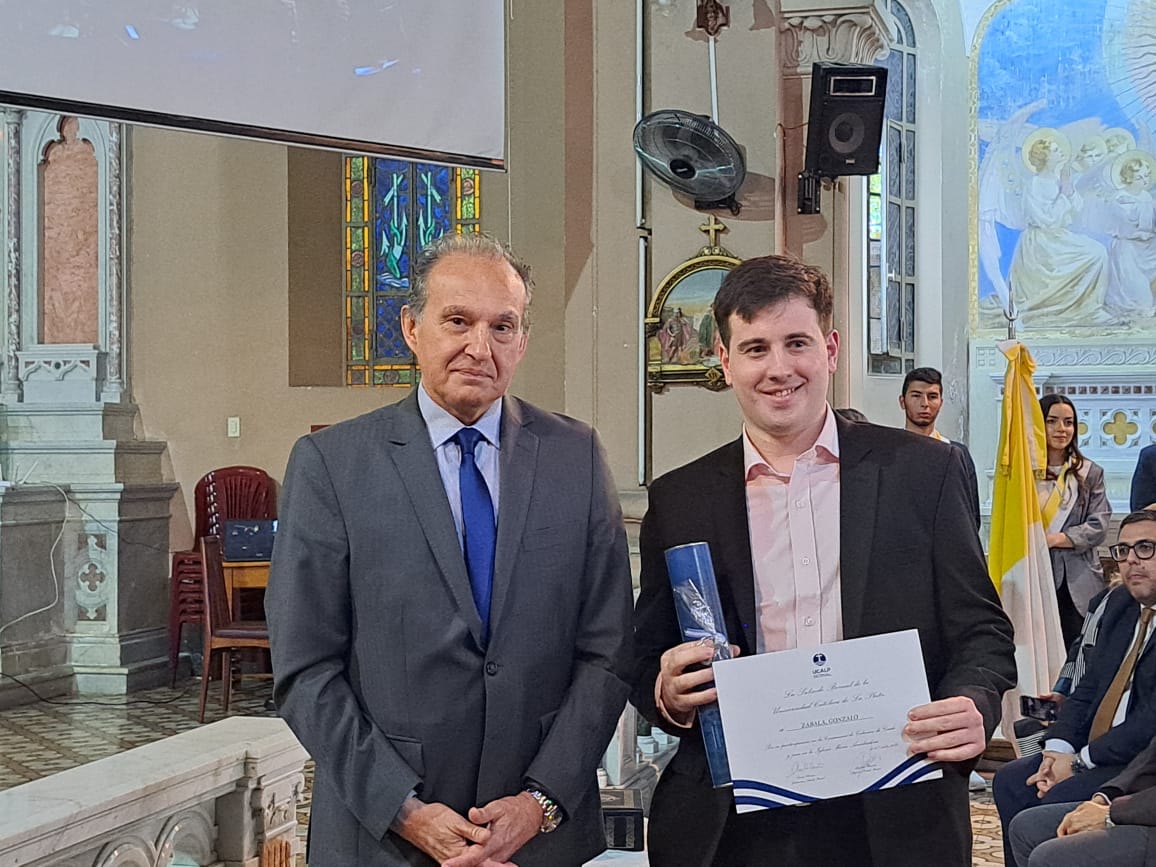 Aquí están, estos son...todos los egresados/as de la sede Bernal