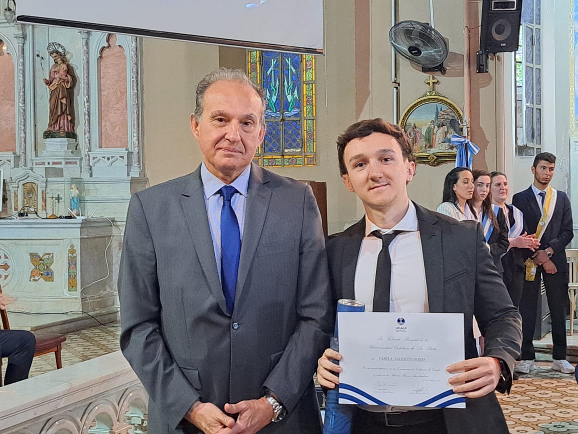 Aquí están, estos son...todos los egresados/as de la sede Bernal