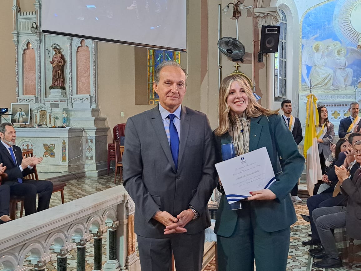 Aquí están, estos son...todos los egresados/as de la sede Bernal
