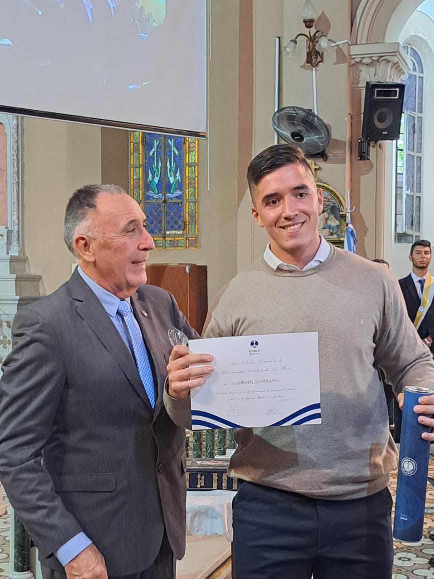 Aquí están, estos son...todos los egresados/as de la sede Bernal