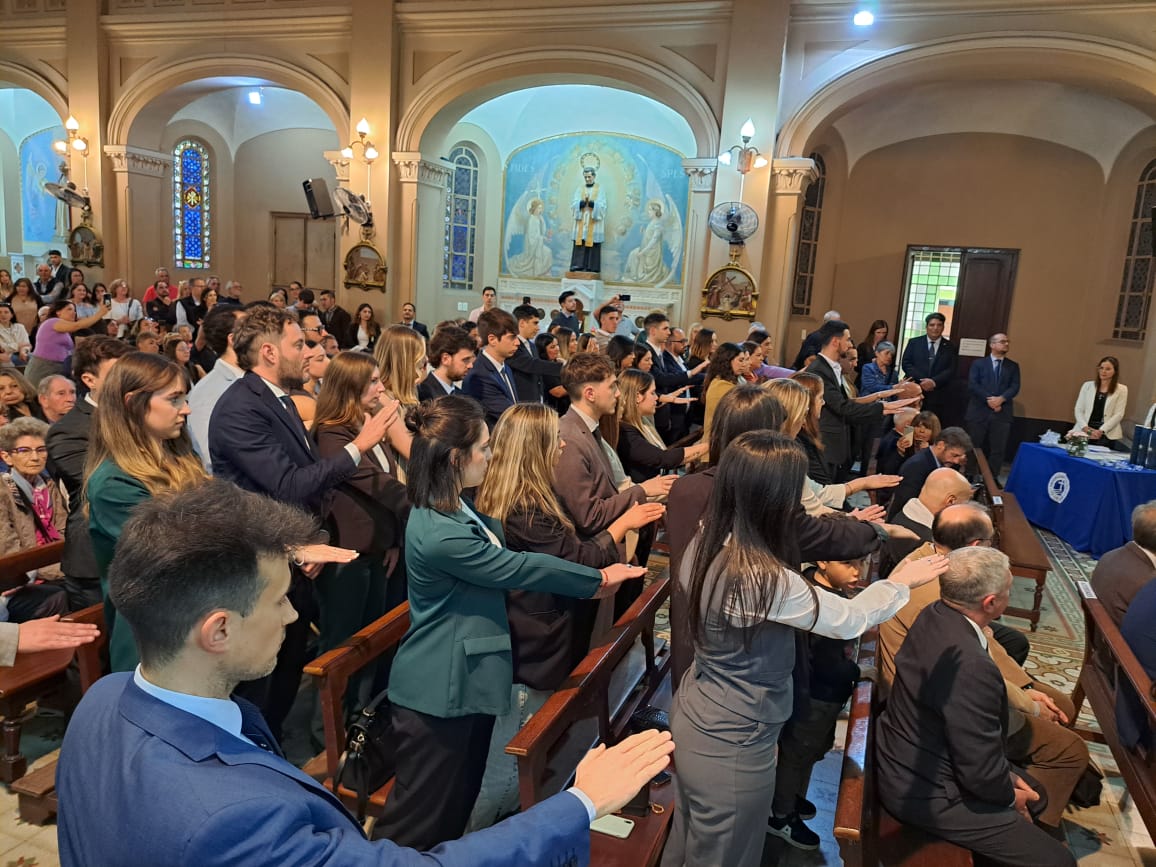Aquí están, estos son...todos los egresados/as de la sede Bernal