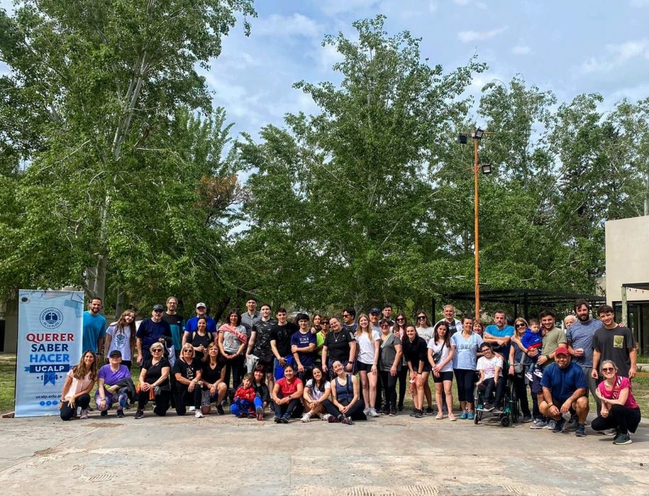 Caminando por un corazón saludable en la sede UCALP Bahía Blanca