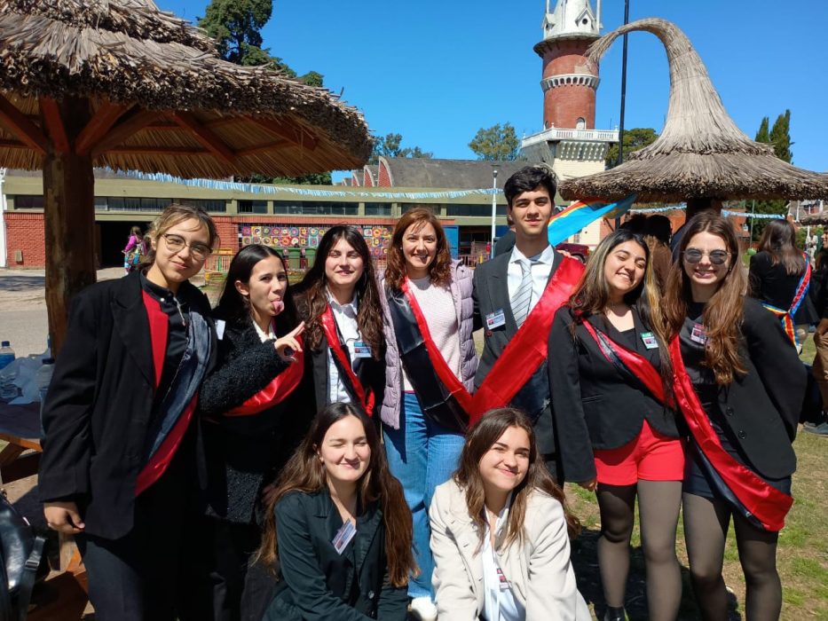 Gran desempeño de los Colegios en el Modelo ONU