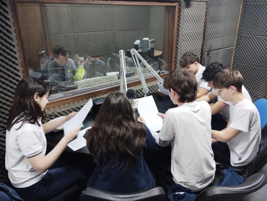 Podcast: la adicción al maquillaje preocupa a alumnos del Garicoïts