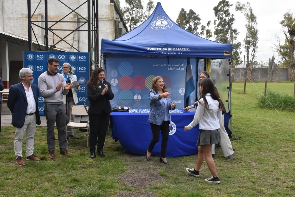La UCALP reconoció y premió a sus alumnos destacados