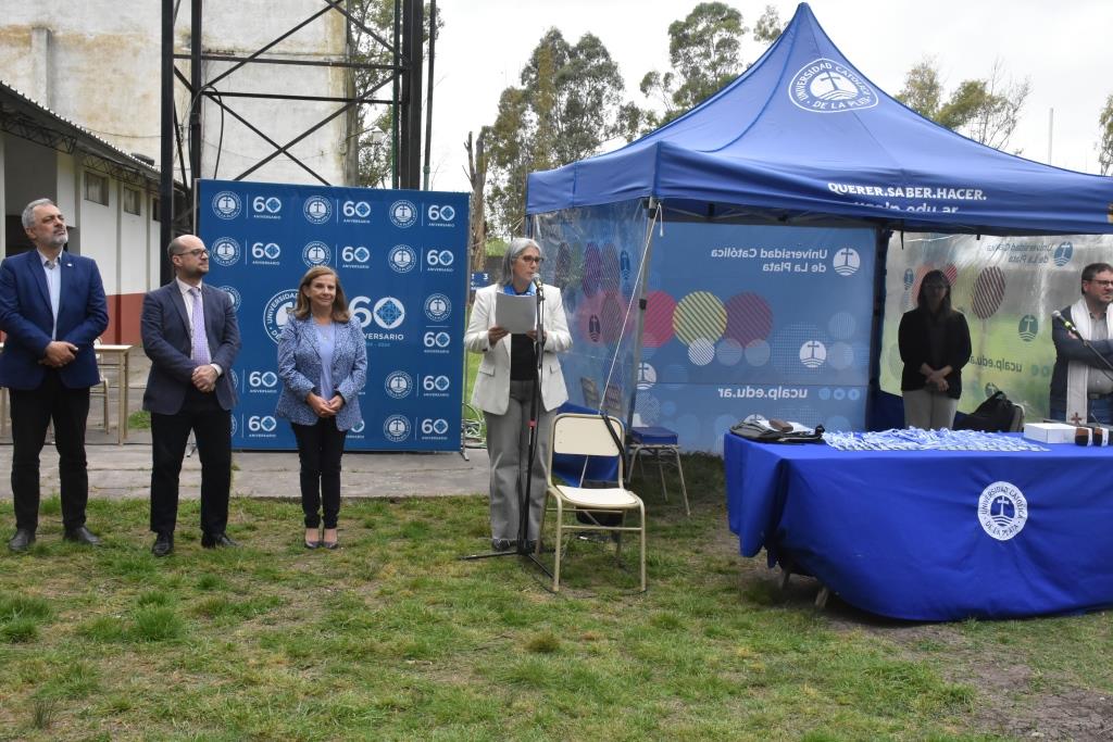La UCALP reconoció y premió a sus alumnos destacados