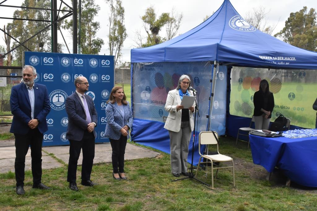 La UCALP reconoció y premió a sus alumnos destacados