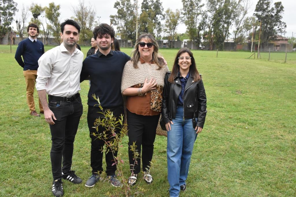 La UCALP reconoció y premió a sus alumnos destacados