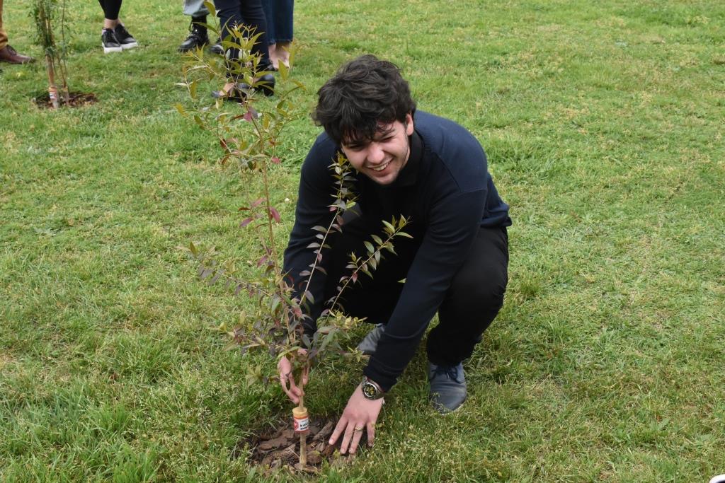 La UCALP reconoció y premió a alumnos destacados (24)