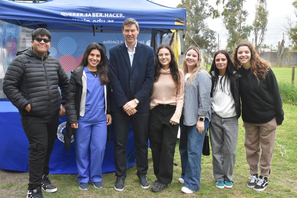 La UCALP reconoció y premió a sus alumnos destacados