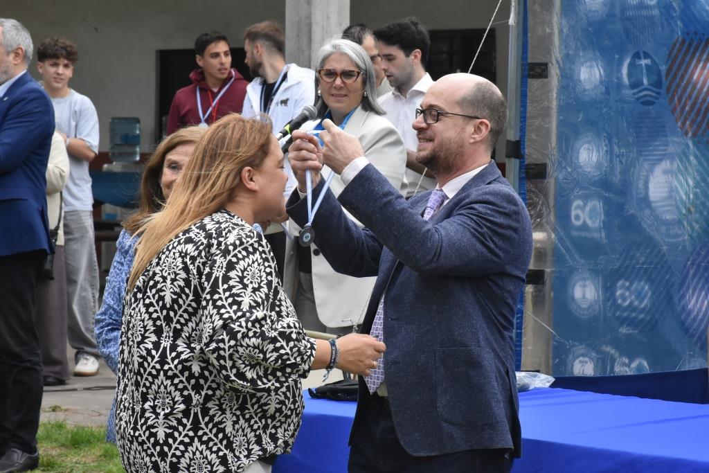 La UCALP reconoció y premió a sus alumnos destacados