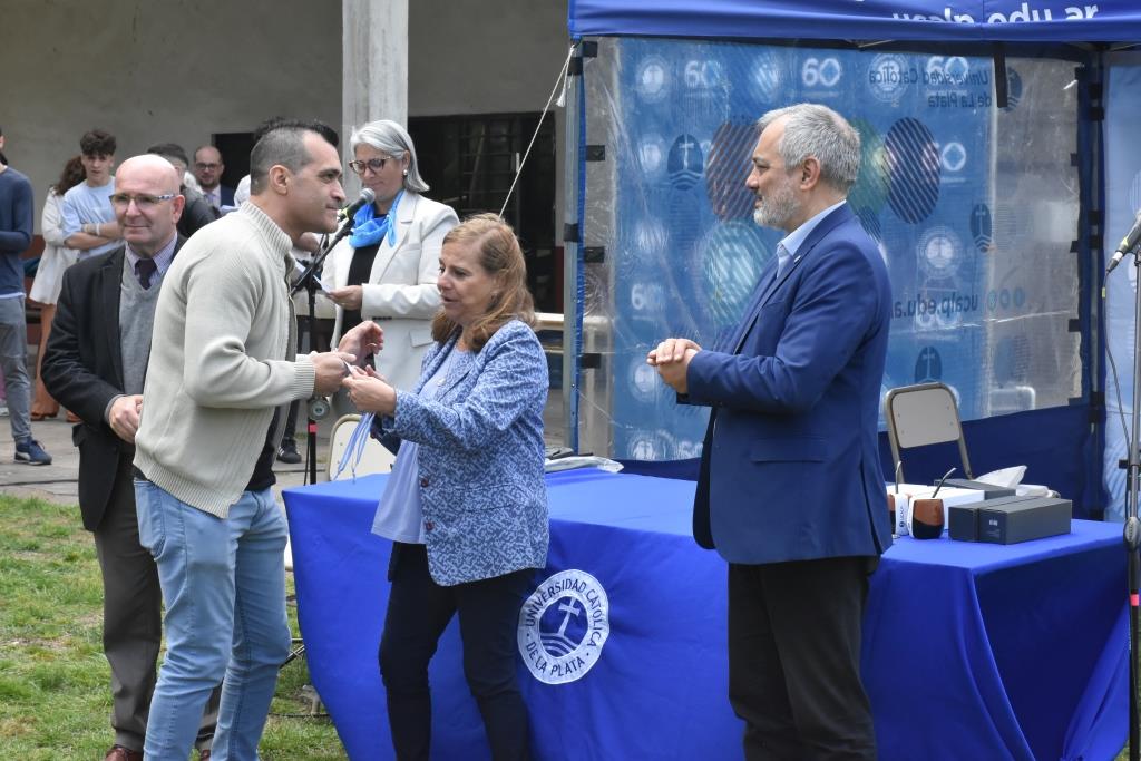 La UCALP reconoció y premió a sus alumnos destacados