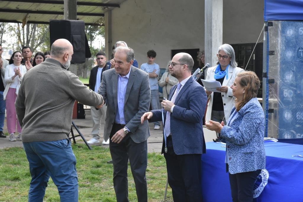 La UCALP reconoció y premió a sus alumnos destacados