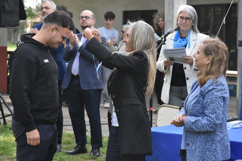 La UCALP reconoció y premió a sus alumnos destacados
