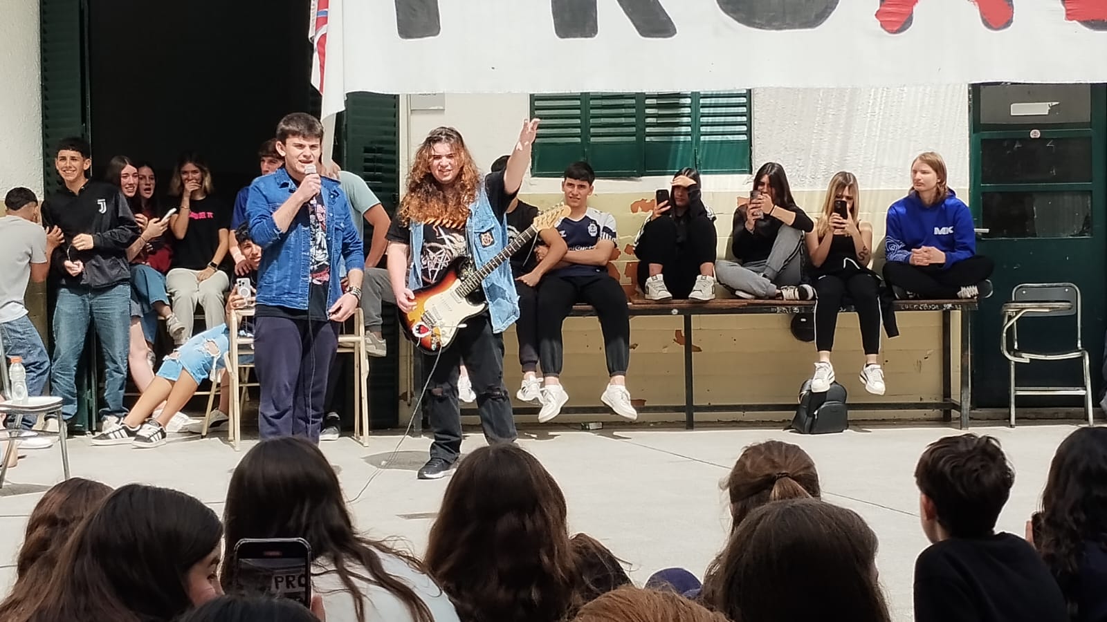 Se desarrolló la semana de las artes en el Mac Kay (15)