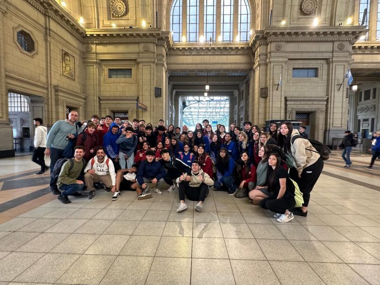 Se desarrolló la semana de las artes en el Mac Kay