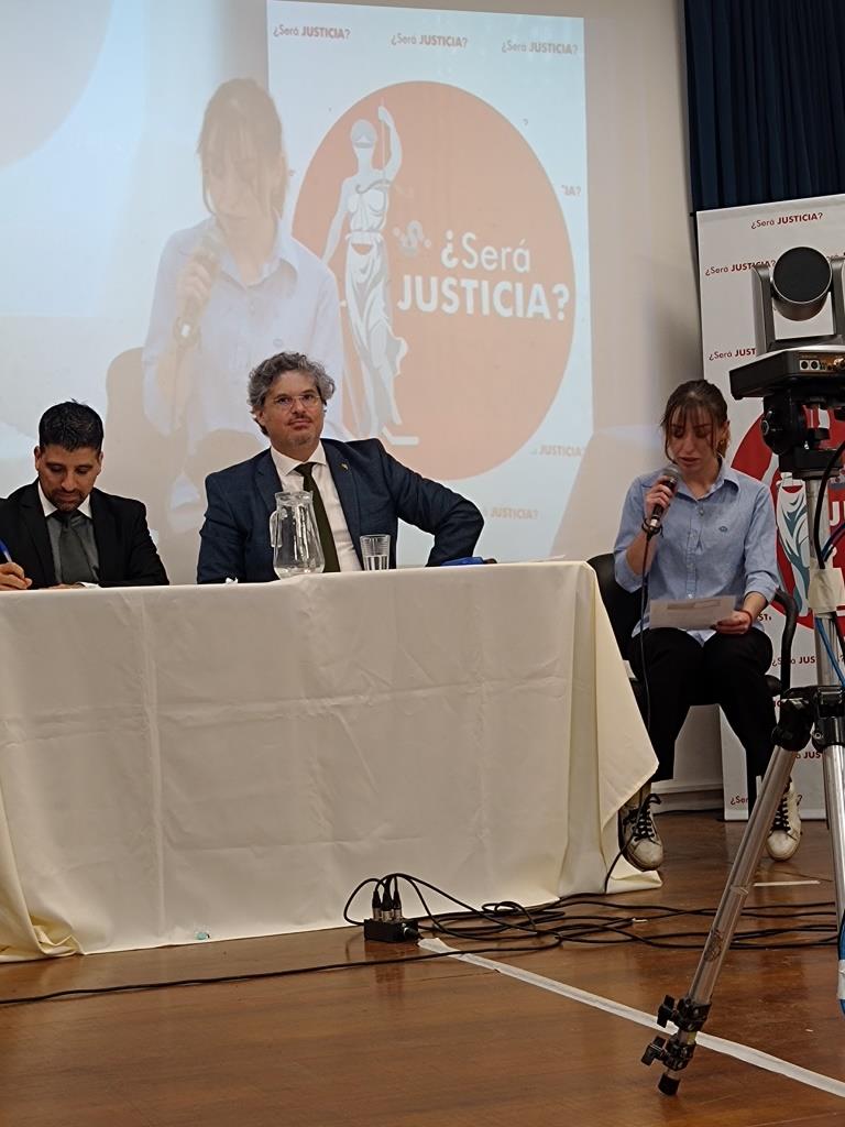 Concurrido simulacro de juicio por jurados en la UCALP Bahía Blanca