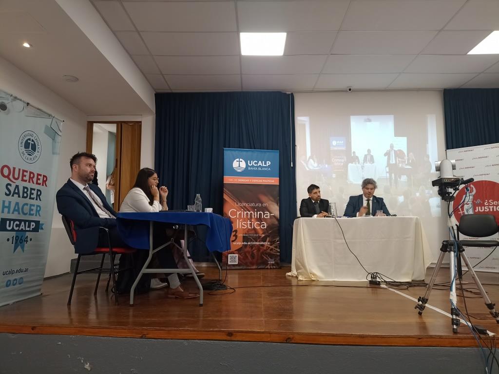 Concurrido simulacro de juicio por jurados en la UCALP Bahía Blanca