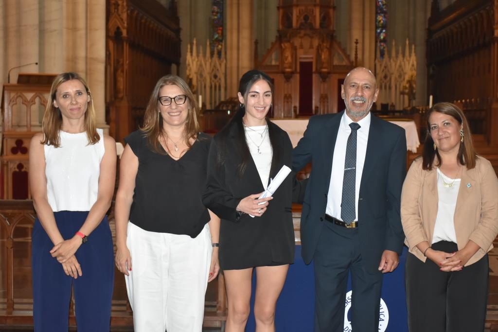 La Facultad de Ciencias de la Salud de la UCALP reconoció a sus graduados La Facultad de Ciencias de la Salud de la UCALP reconoció a sus graduados 